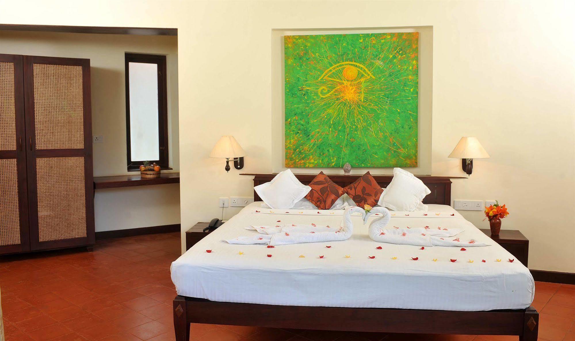 Ananda Lakshmi Ayurveda Retreat Hotell Chowara Exteriör bild